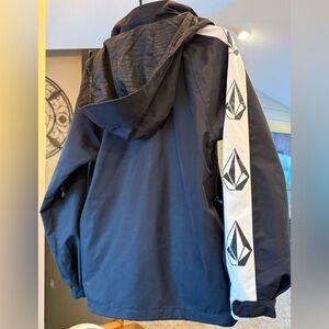 Volcom snowboarding / ski jacket